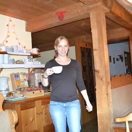 بيت ضيافة Birkenhof Mit Herz بفرونتن